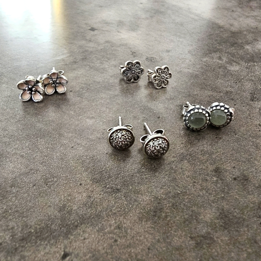 Authentic Pandora Earings Bundle